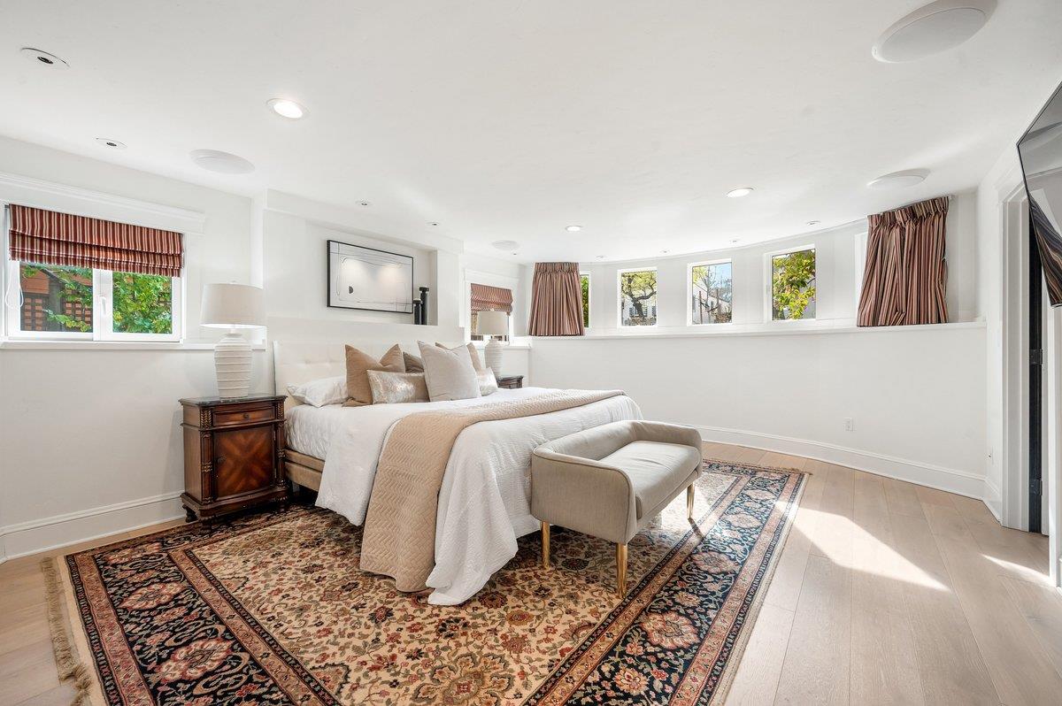 Detail Gallery Image 42 of 67 For 1308 Montero Ave, Burlingame,  CA 94010 - 4 Beds | 3/1 Baths