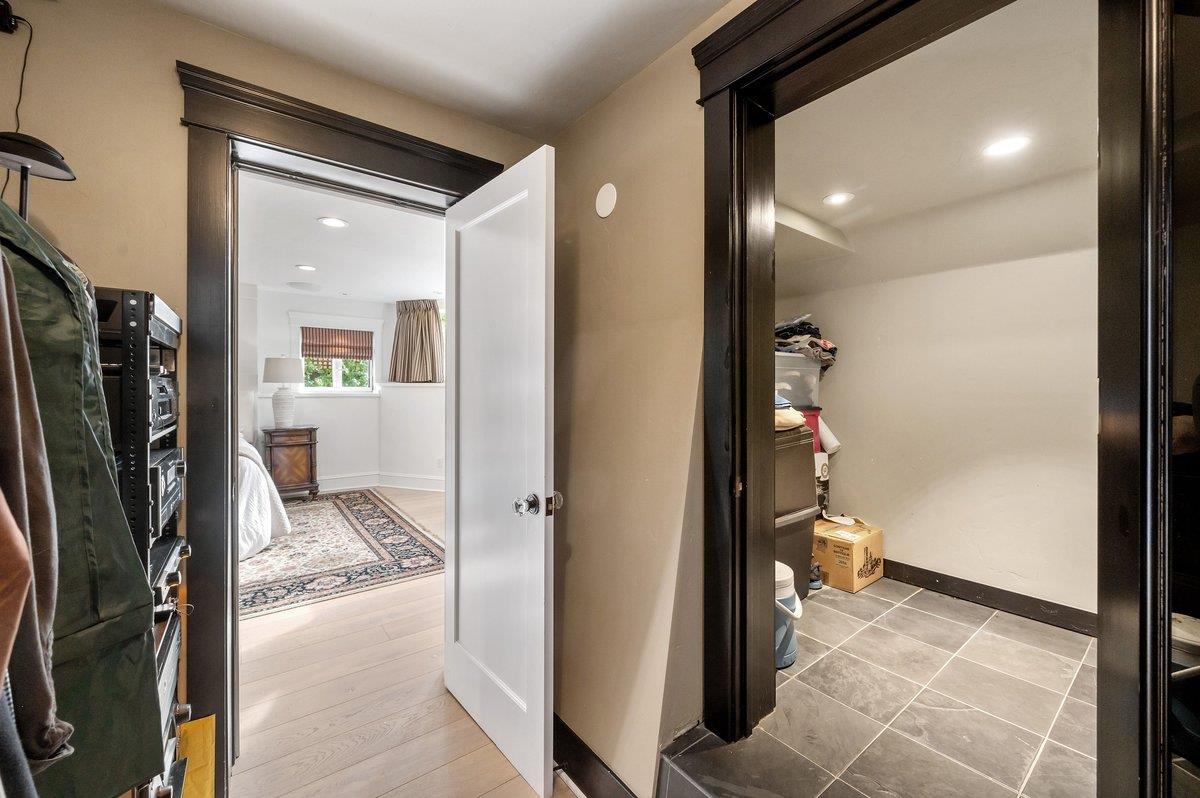 Detail Gallery Image 46 of 67 For 1308 Montero Ave, Burlingame,  CA 94010 - 4 Beds | 3/1 Baths