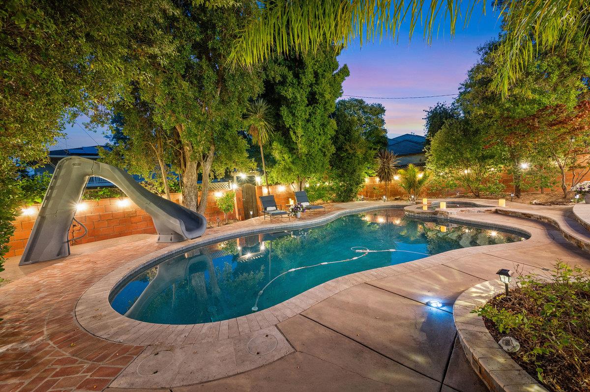 Detail Gallery Image 63 of 67 For 1308 Montero Ave, Burlingame,  CA 94010 - 4 Beds | 3/1 Baths