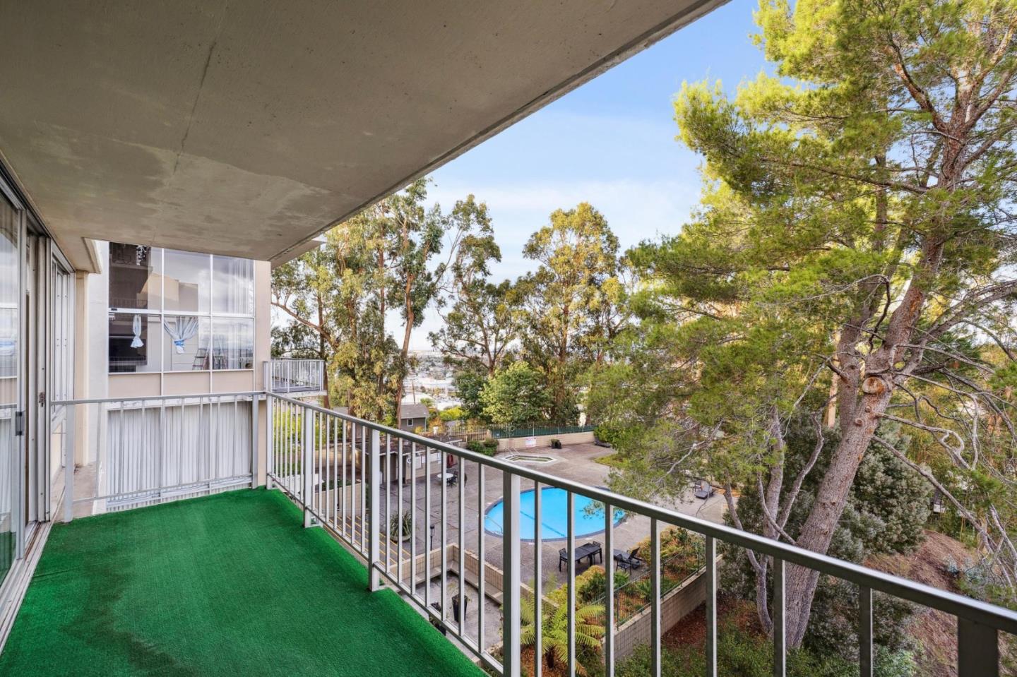 Detail Gallery Image 19 of 28 For 300 Davey Glen Rd #3601,  Belmont,  CA 94002 - 1 Beds | 1 Baths