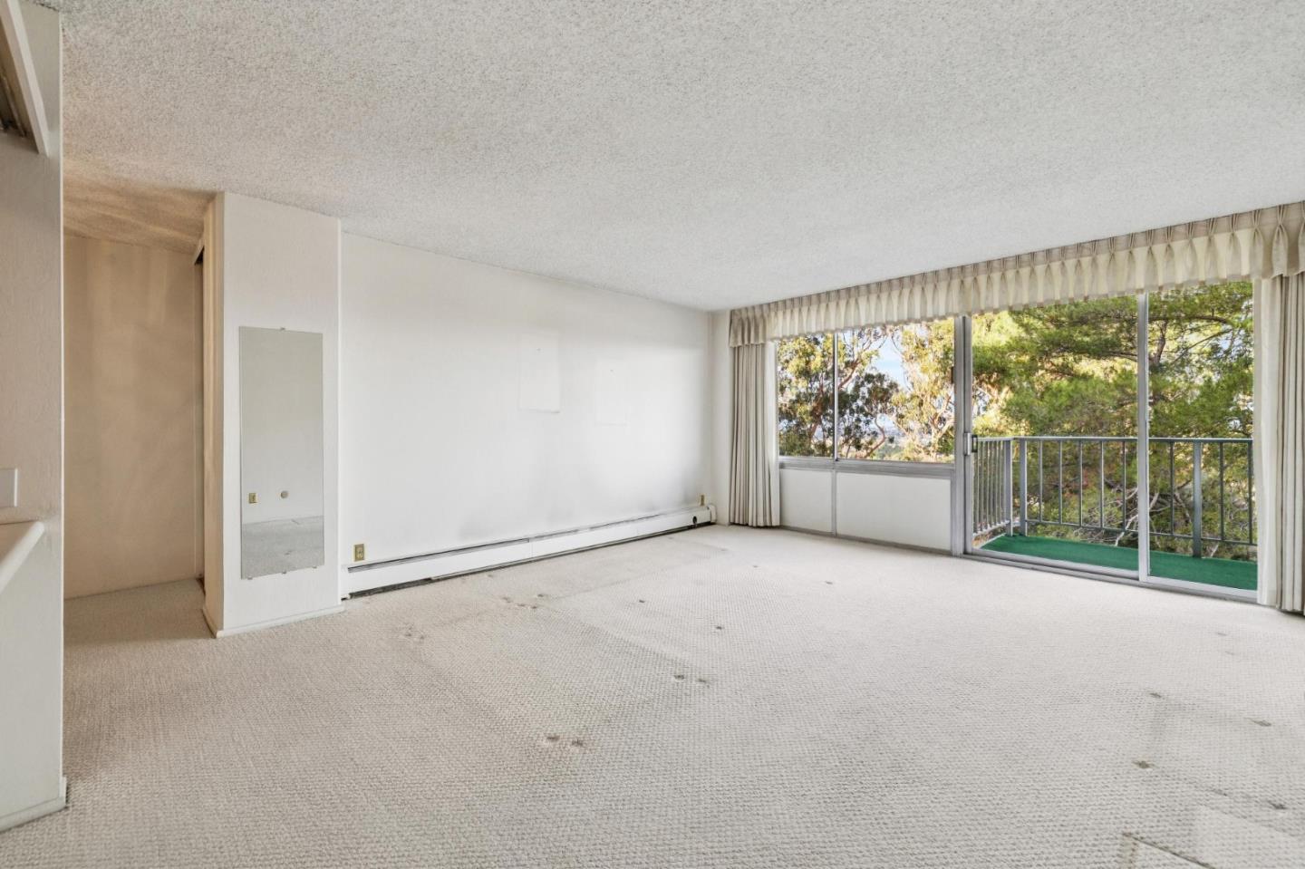 Detail Gallery Image 7 of 28 For 300 Davey Glen Rd #3601,  Belmont,  CA 94002 - 1 Beds | 1 Baths