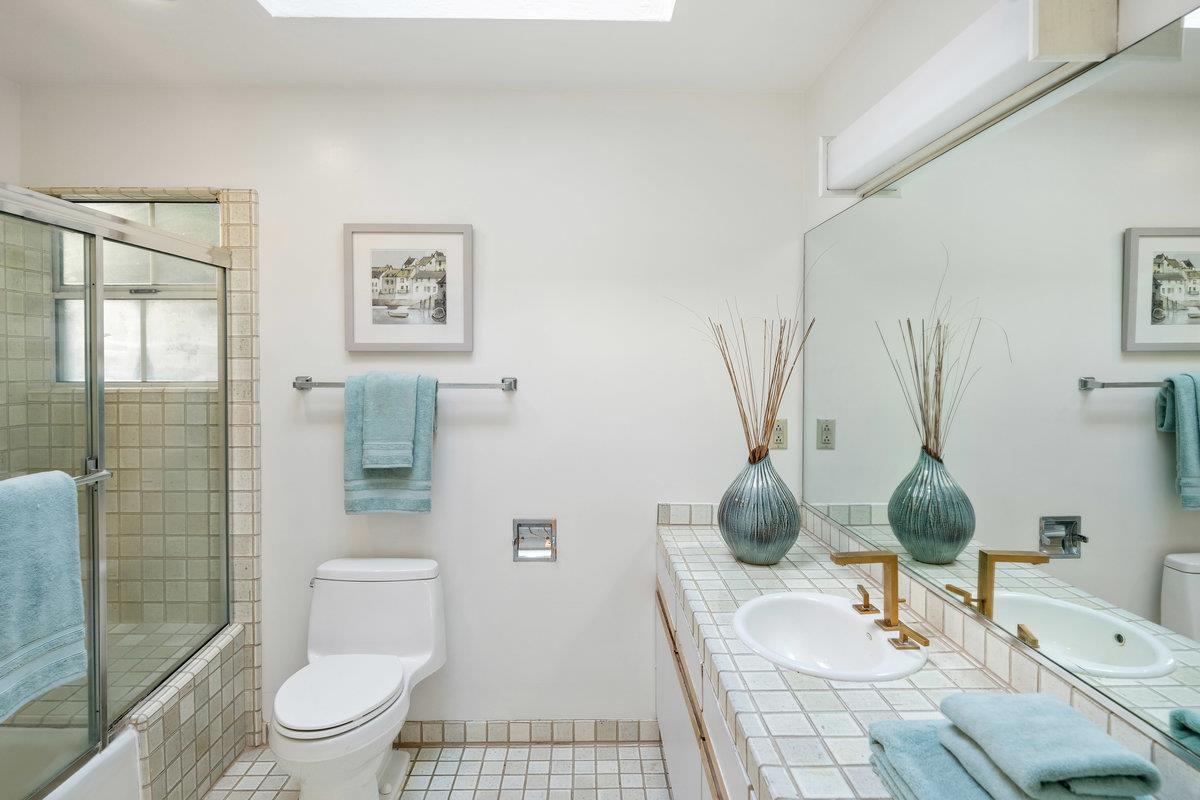 Detail Gallery Image 34 of 49 For 622 Avenue Balboa, El Granada,  CA 94018 - 3 Beds | 2/1 Baths