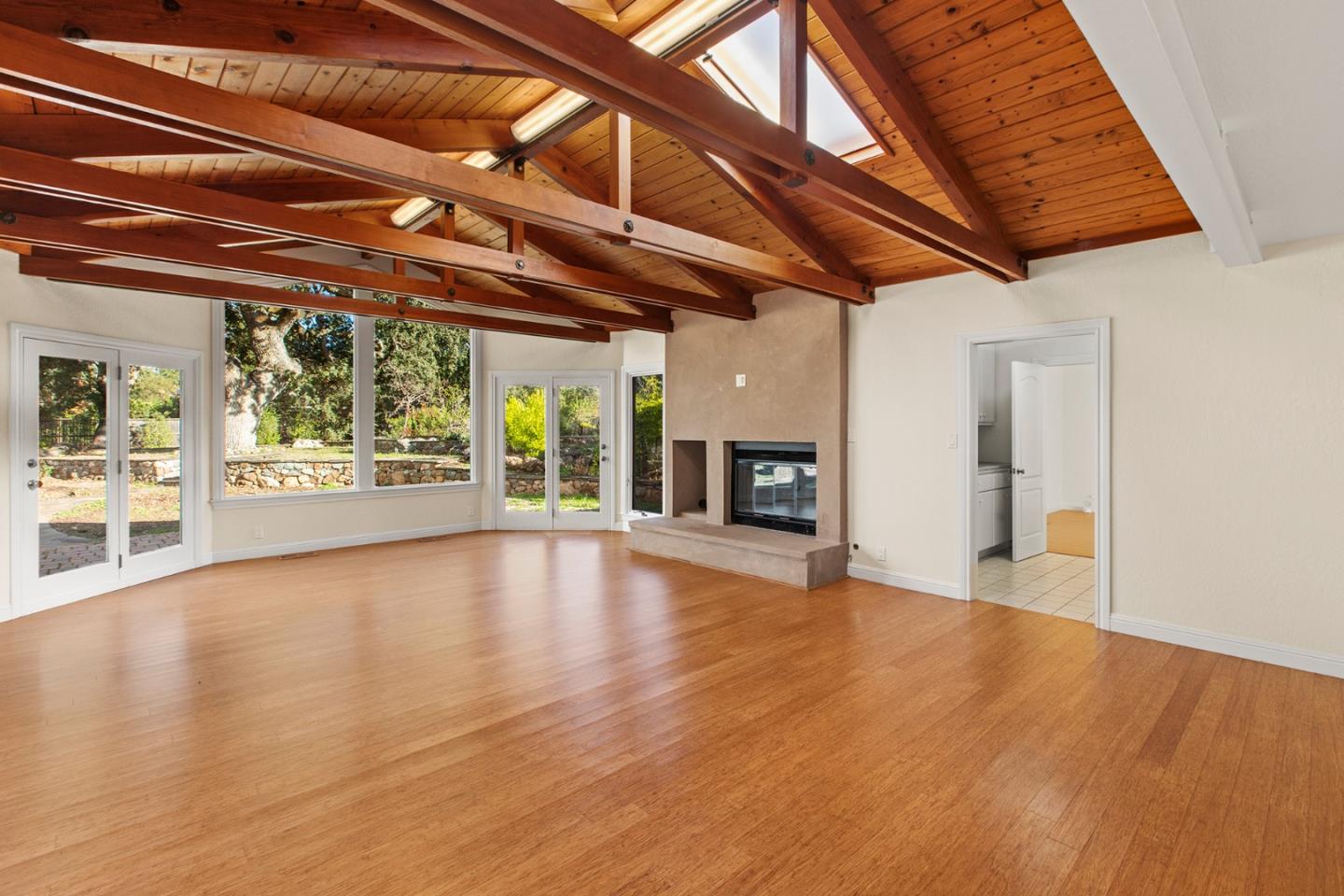 Detail Gallery Image 12 of 60 For 27696 Vogue Ct, Los Altos Hills,  CA 94022 - 5 Beds | 3 Baths