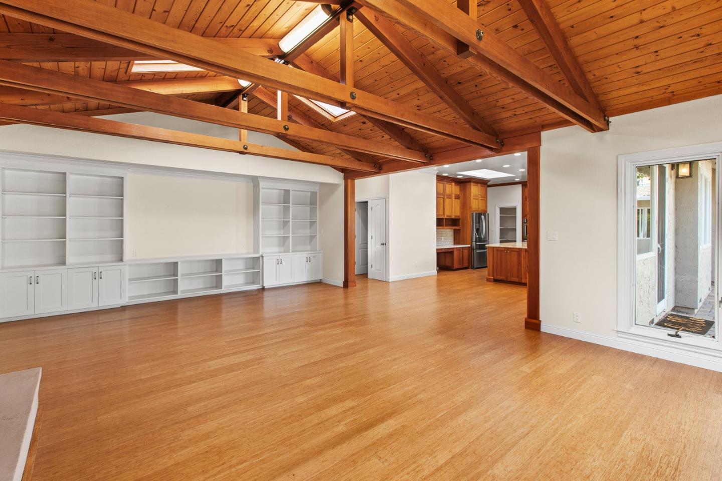 Detail Gallery Image 20 of 60 For 27696 Vogue Ct, Los Altos Hills,  CA 94022 - 5 Beds | 3 Baths