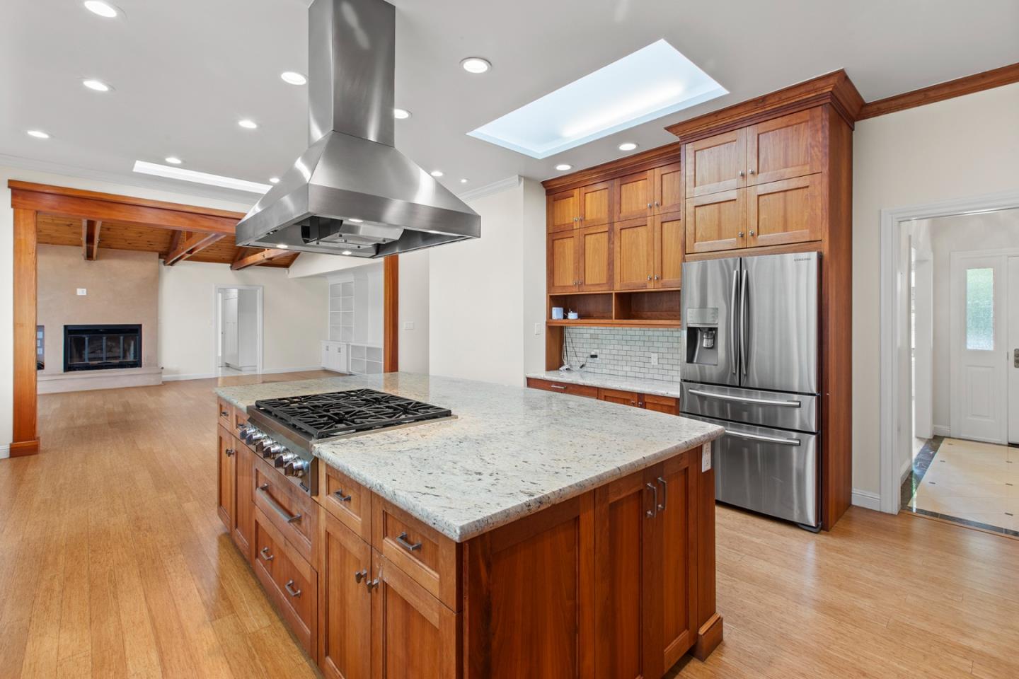 Detail Gallery Image 24 of 60 For 27696 Vogue Ct, Los Altos Hills,  CA 94022 - 5 Beds | 3 Baths