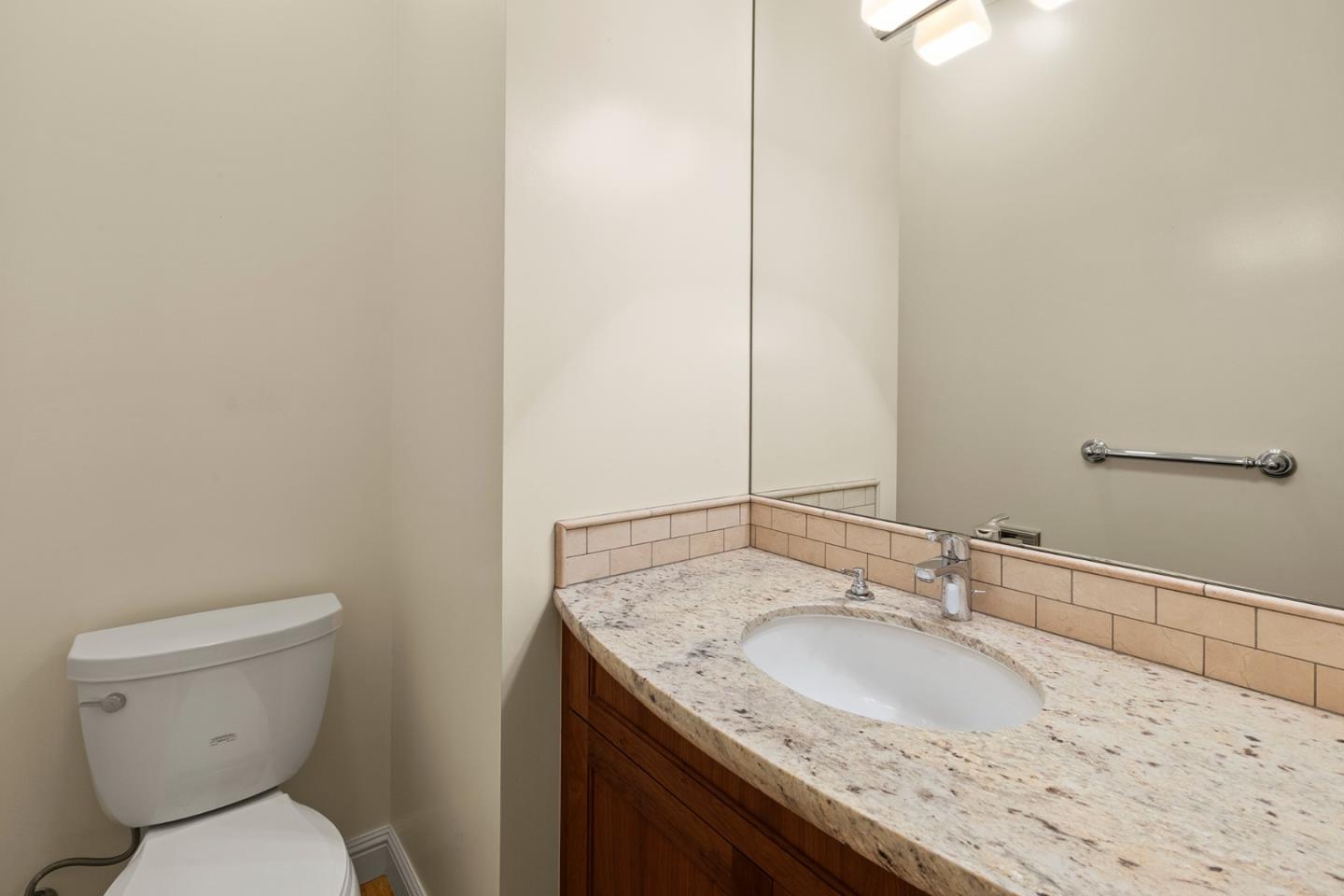 Detail Gallery Image 36 of 60 For 27696 Vogue Ct, Los Altos Hills,  CA 94022 - 5 Beds | 3 Baths