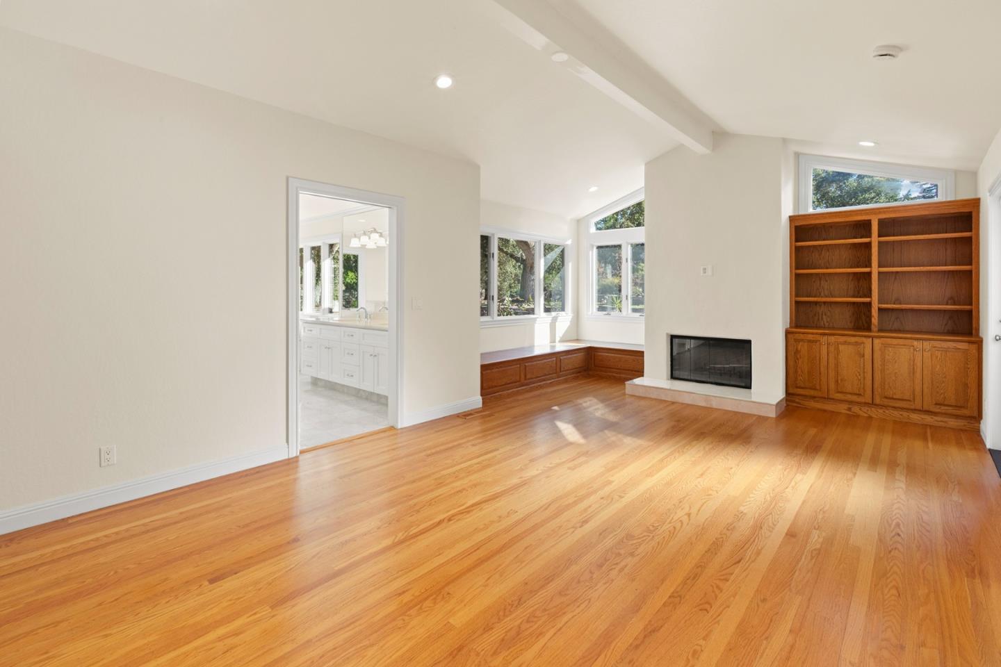 Detail Gallery Image 45 of 60 For 27696 Vogue Ct, Los Altos Hills,  CA 94022 - 5 Beds | 3 Baths