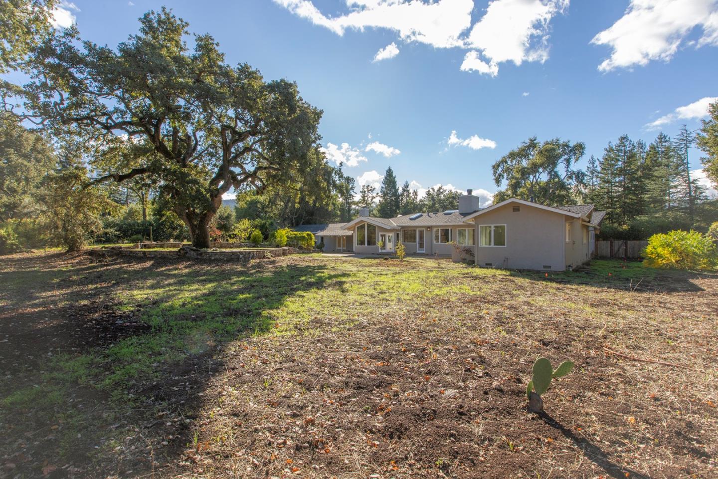 Detail Gallery Image 56 of 60 For 27696 Vogue Ct, Los Altos Hills,  CA 94022 - 5 Beds | 3 Baths