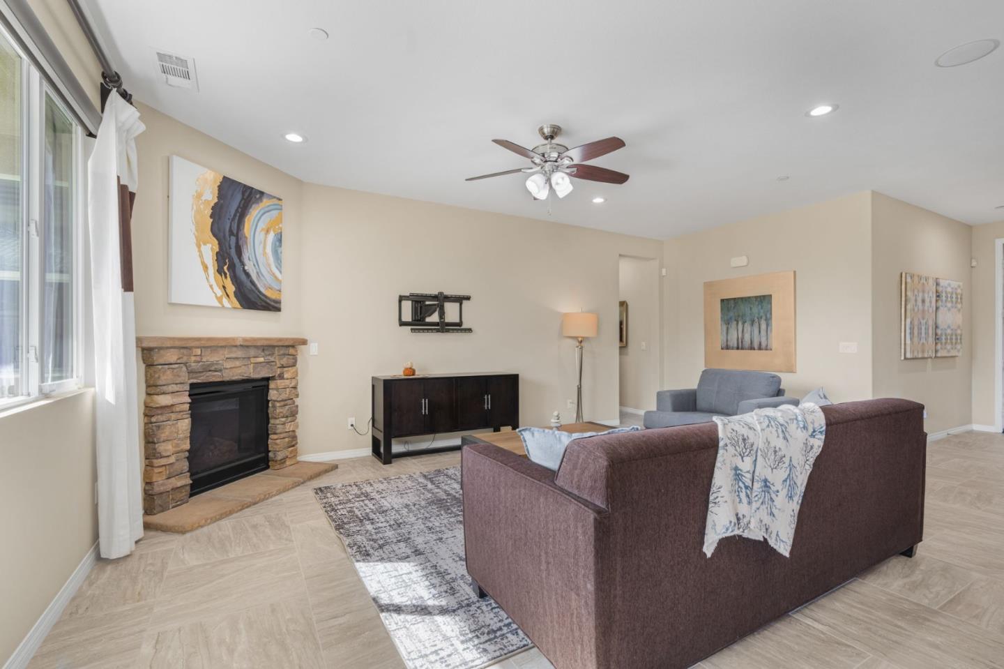 Detail Gallery Image 5 of 63 For 84317 Falco Ct, Indio,  CA 92203 - 4 Beds | 3 Baths