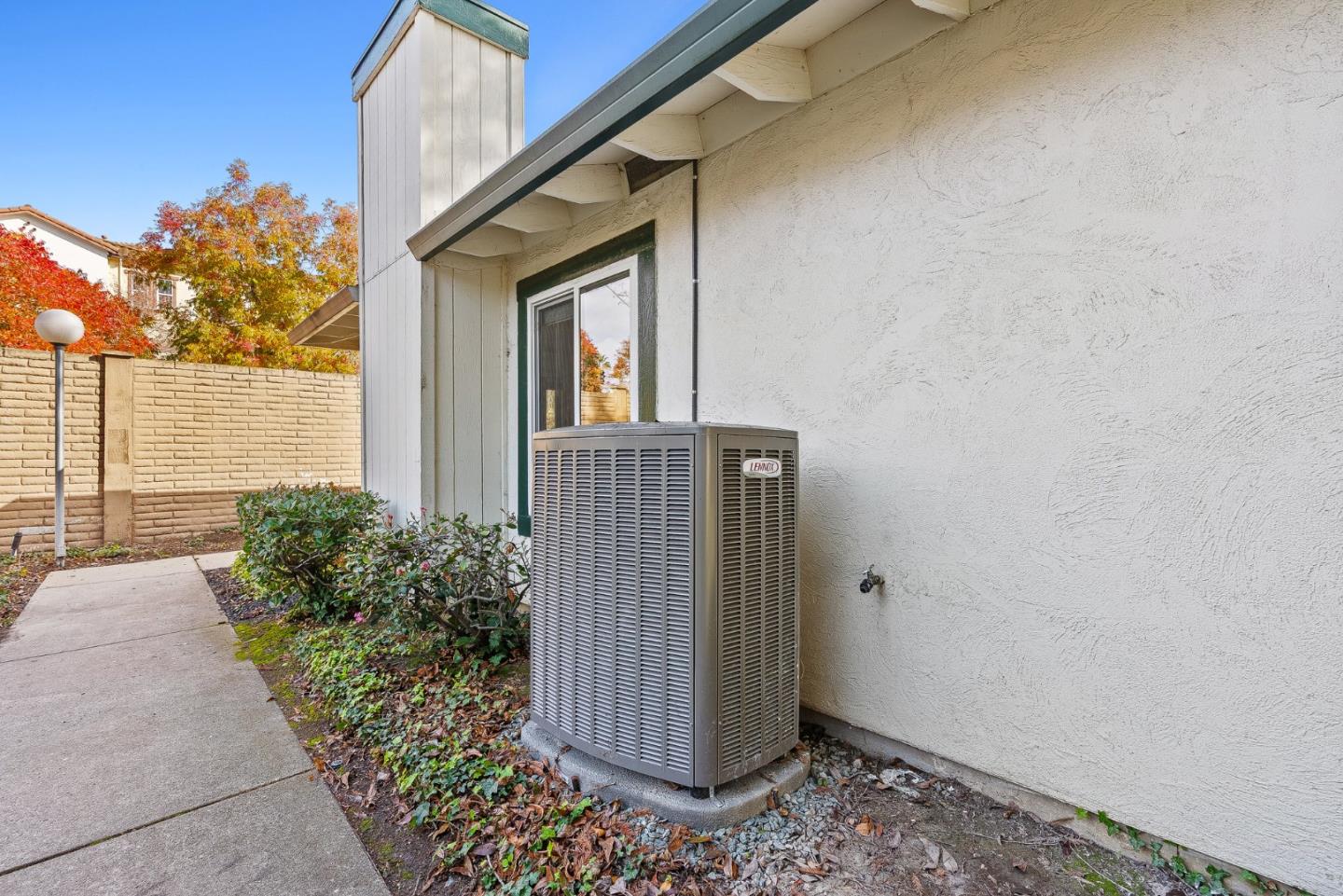 Detail Gallery Image 26 of 37 For 2557 Blue Rock Ct, San Jose,  CA 95133 - 2 Beds | 2 Baths