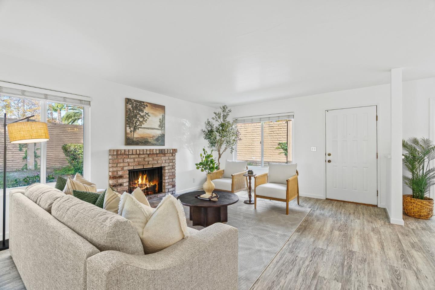 Detail Gallery Image 9 of 37 For 2557 Blue Rock Ct, San Jose,  CA 95133 - 2 Beds | 2 Baths