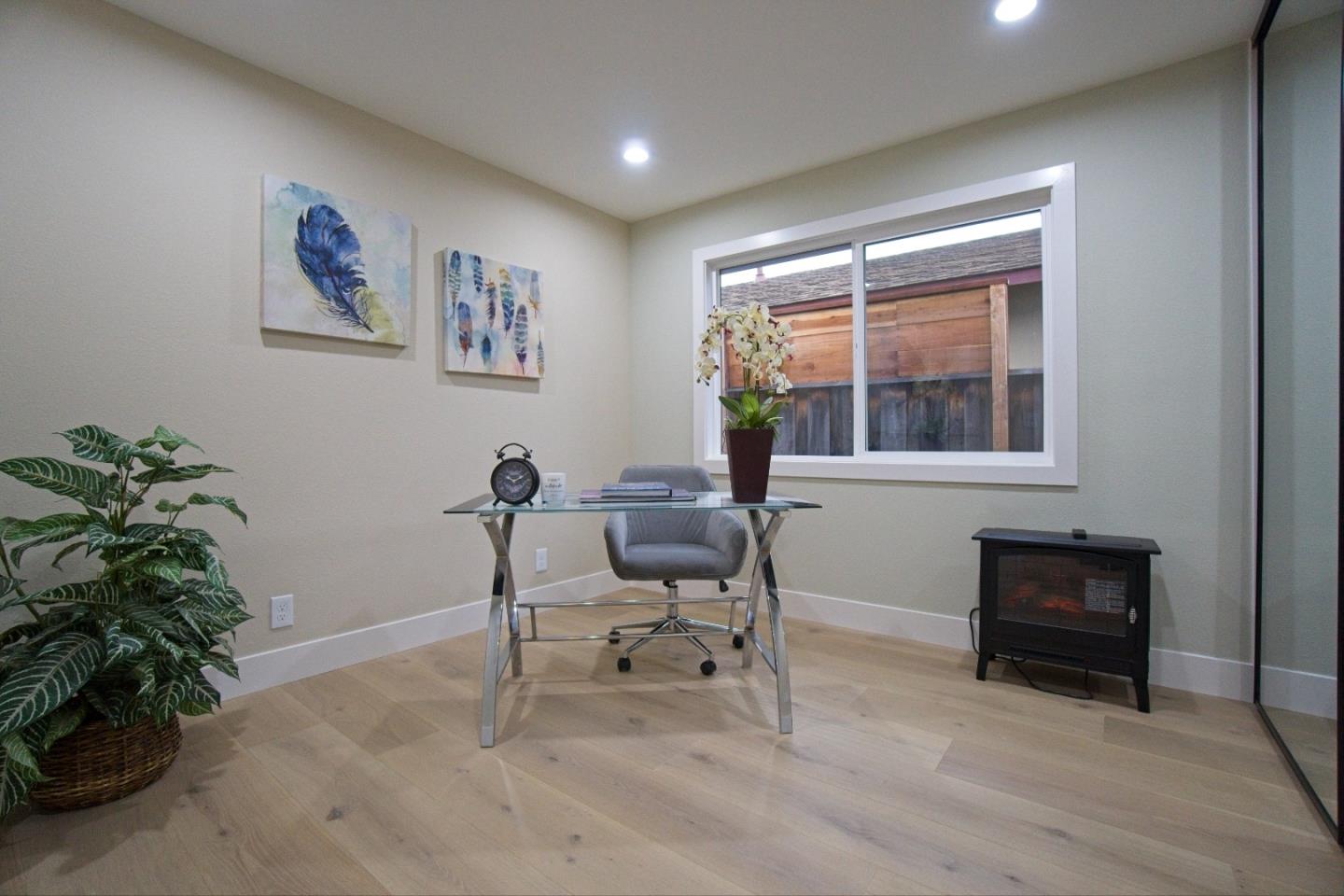 Detail Gallery Image 23 of 31 For 922 Iris Ave, Sunnyvale,  CA 94086 - 4 Beds | 3 Baths