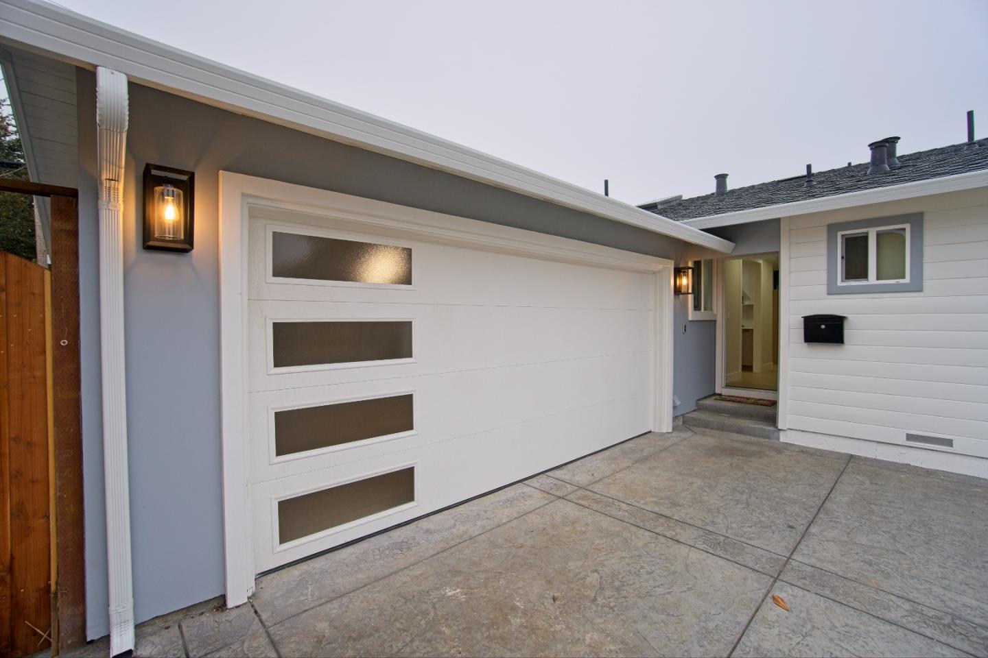 Detail Gallery Image 6 of 31 For 922 Iris Ave, Sunnyvale,  CA 94086 - 4 Beds | 3 Baths