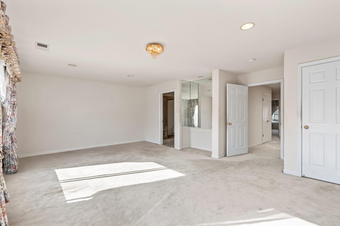 Detail Gallery Image 29 of 47 For 1383 Bacon St, San Francisco,  CA 94134 - 6 Beds | 4 Baths