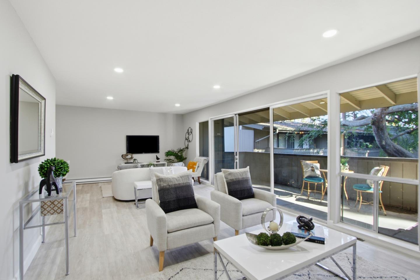 Detail Gallery Image 4 of 40 For 150 Saratoga Ave #322,  Santa Clara,  CA 95051 - 2 Beds | 2 Baths