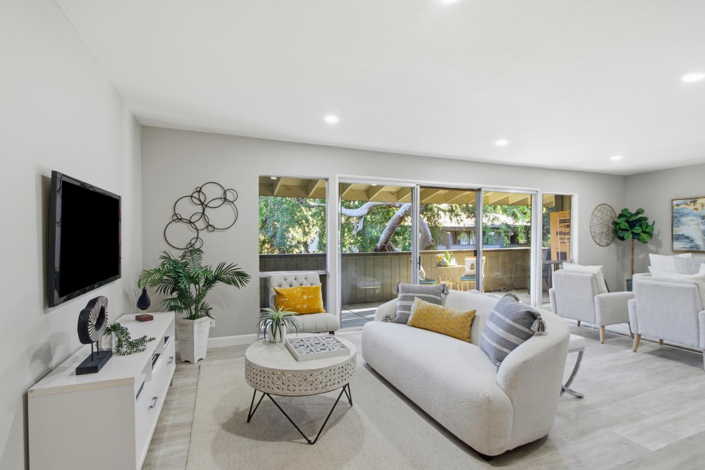 Detail Gallery Image 8 of 40 For 150 Saratoga Ave #322,  Santa Clara,  CA 95051 - 2 Beds | 2 Baths