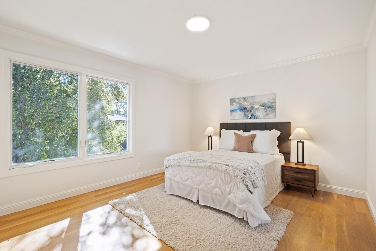 Detail Gallery Image 13 of 32 For 900 Los Robles Ave, Palo Alto,  CA 94306 - 4 Beds | 3 Baths