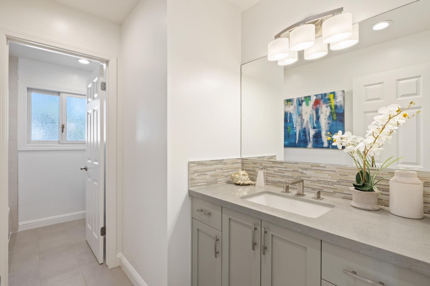 Detail Gallery Image 17 of 32 For 900 Los Robles Ave, Palo Alto,  CA 94306 - 4 Beds | 3 Baths