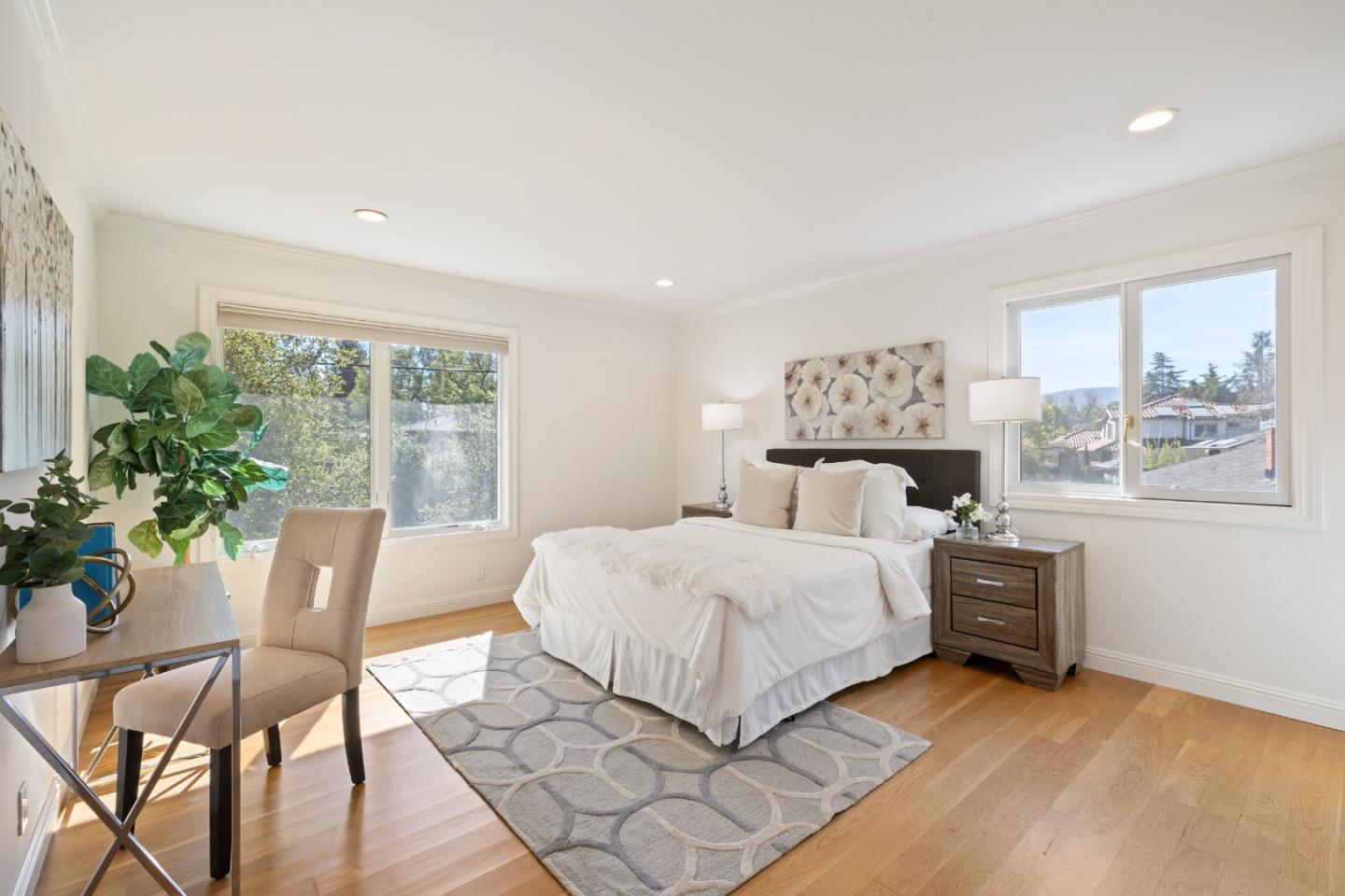 Detail Gallery Image 19 of 32 For 900 Los Robles Ave, Palo Alto,  CA 94306 - 4 Beds | 3 Baths