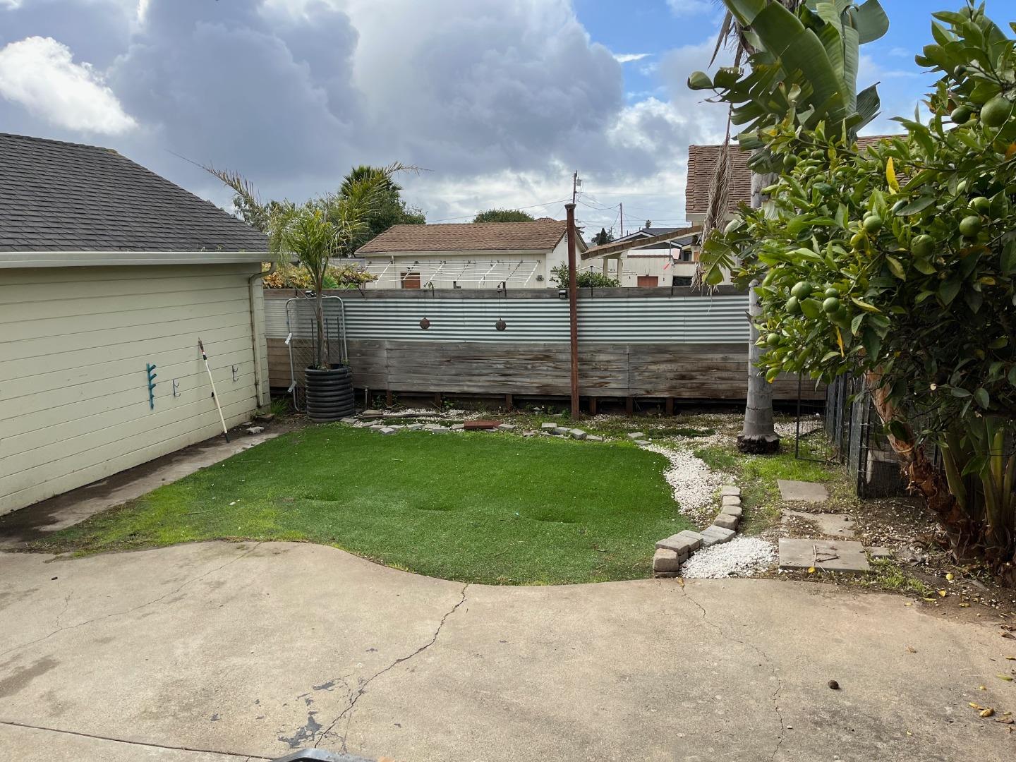 Detail Gallery Image 10 of 15 For 33 Roosevelt St, Watsonville,  CA 95076 - 2 Beds | 1 Baths