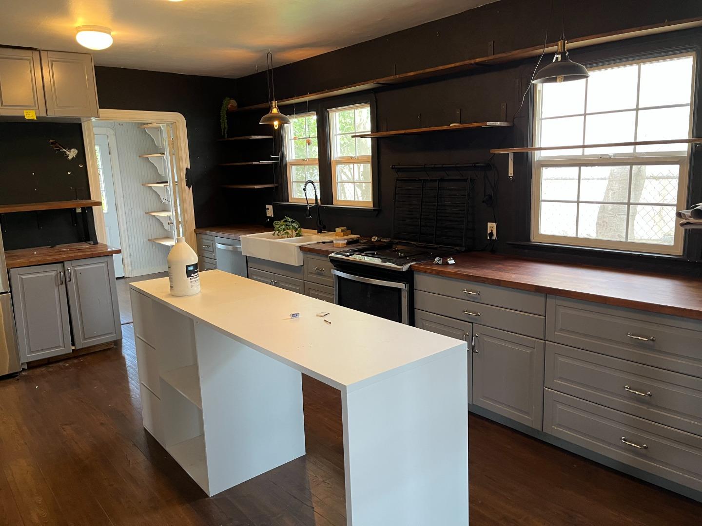 Detail Gallery Image 4 of 15 For 33 Roosevelt St, Watsonville,  CA 95076 - 2 Beds | 1 Baths