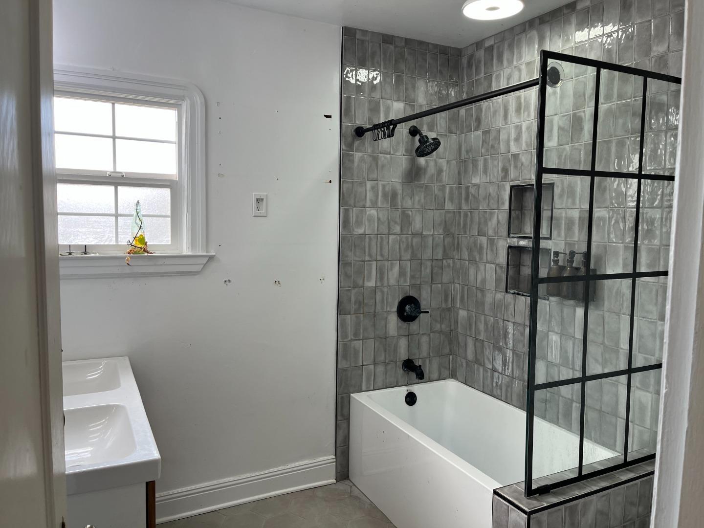 Detail Gallery Image 8 of 15 For 33 Roosevelt St, Watsonville,  CA 95076 - 2 Beds | 1 Baths