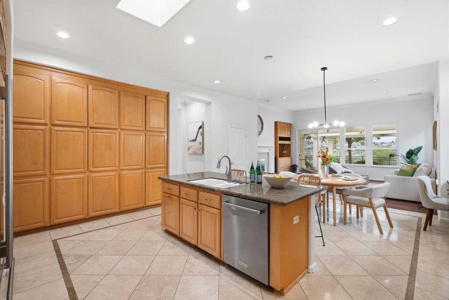 Detail Gallery Image 12 of 50 For 5253 Vicenza Way, San Jose,  CA 95138 - 4 Beds | 3 Baths