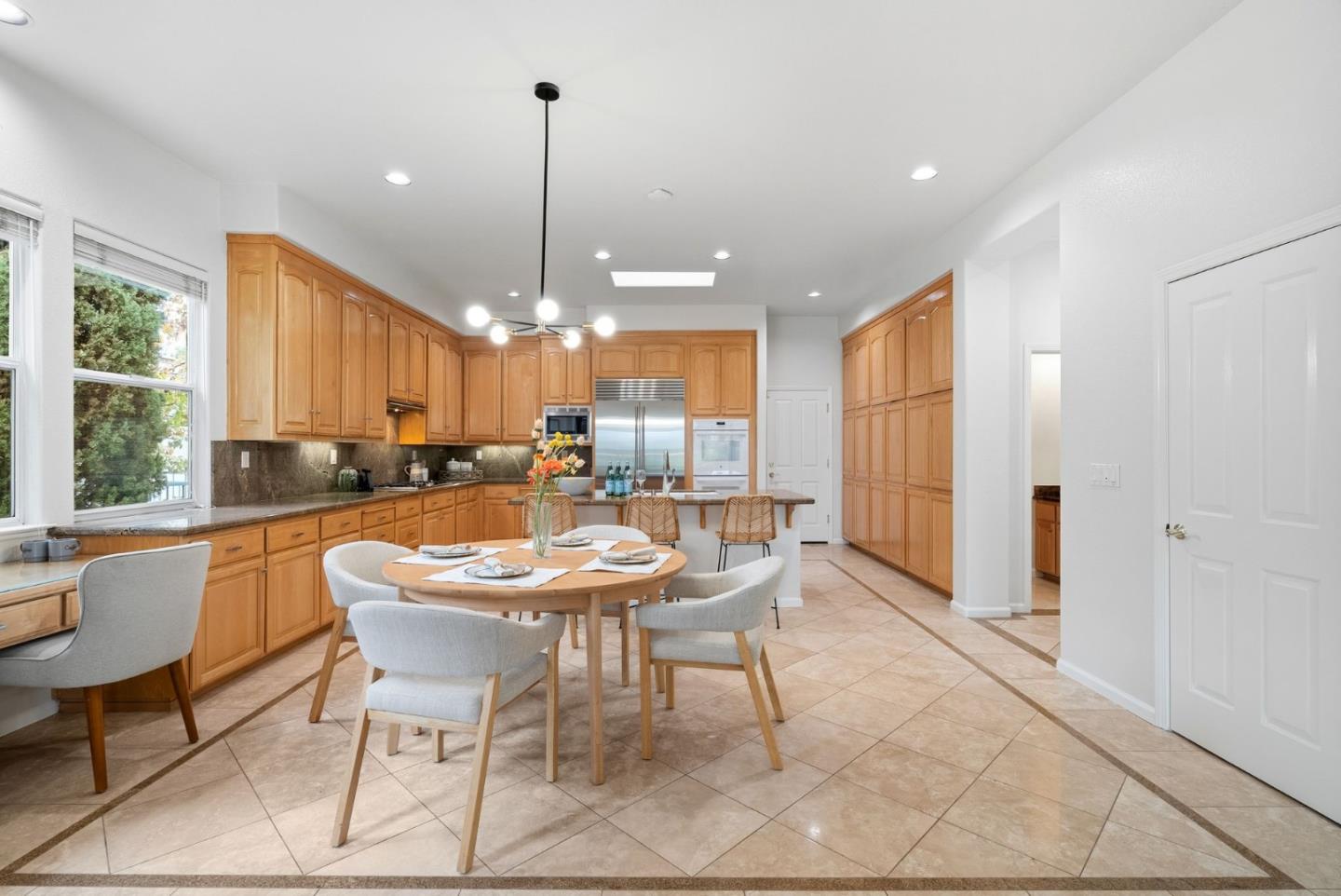 Detail Gallery Image 16 of 50 For 5253 Vicenza Way, San Jose,  CA 95138 - 4 Beds | 3 Baths