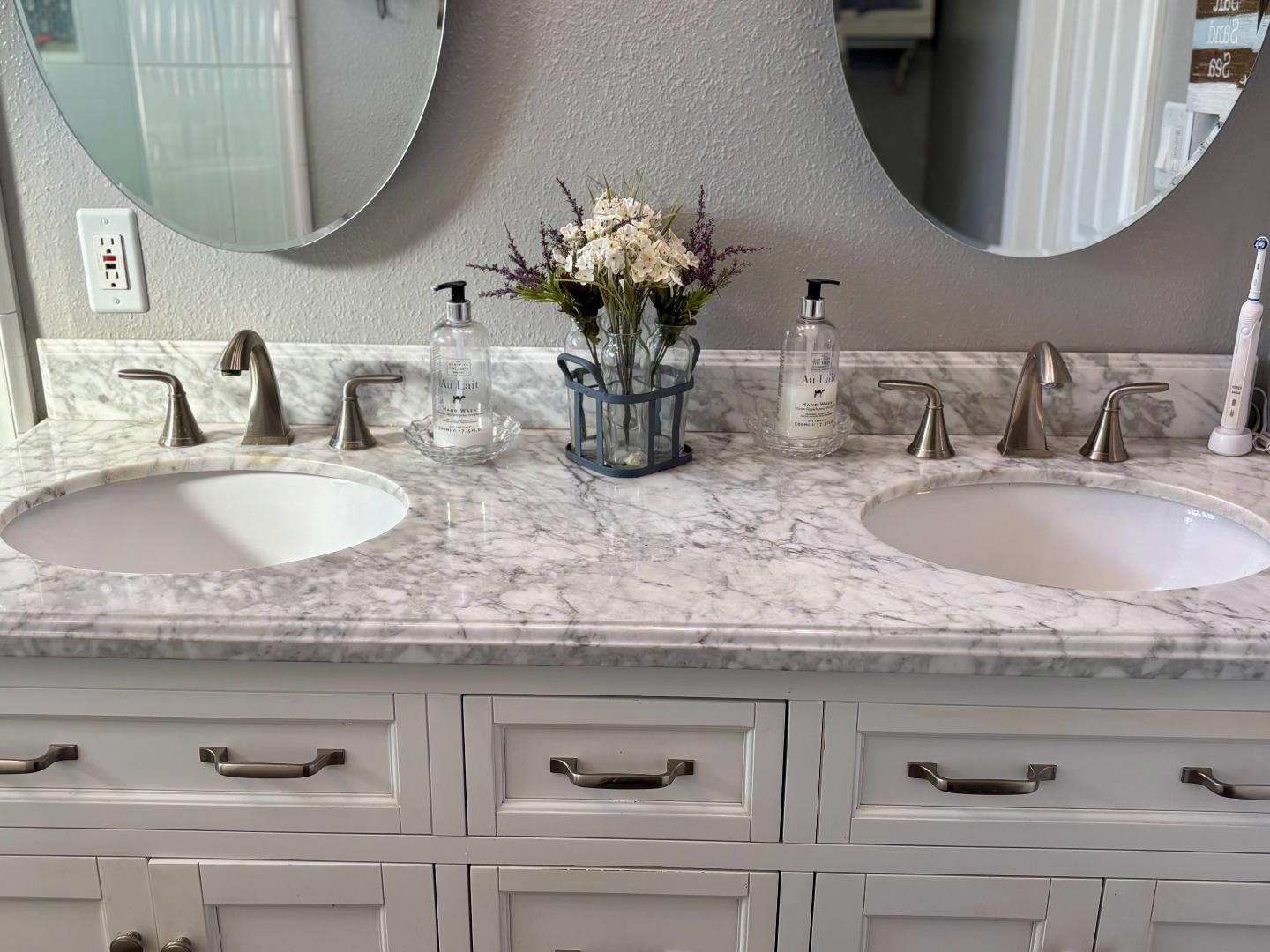 Detail Gallery Image 20 of 38 For 20120 Portola Dr, Salinas,  CA 93908 - 3 Beds | 2 Baths