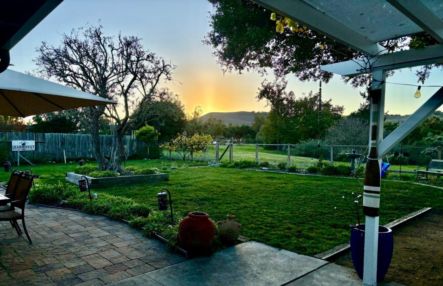 Detail Gallery Image 37 of 38 For 20120 Portola Dr, Salinas,  CA 93908 - 3 Beds | 2 Baths