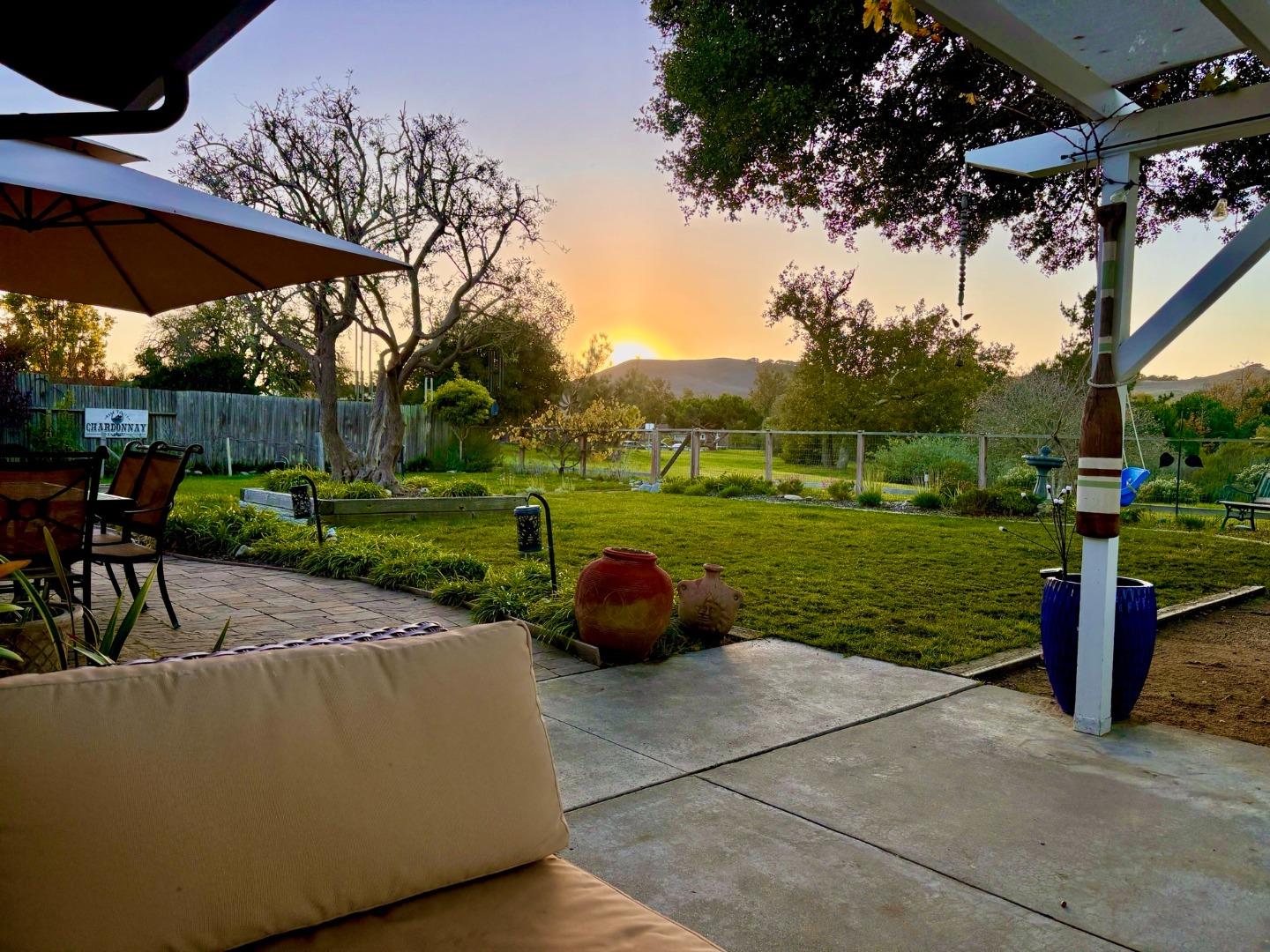 Detail Gallery Image 38 of 38 For 20120 Portola Dr, Salinas,  CA 93908 - 3 Beds | 2 Baths