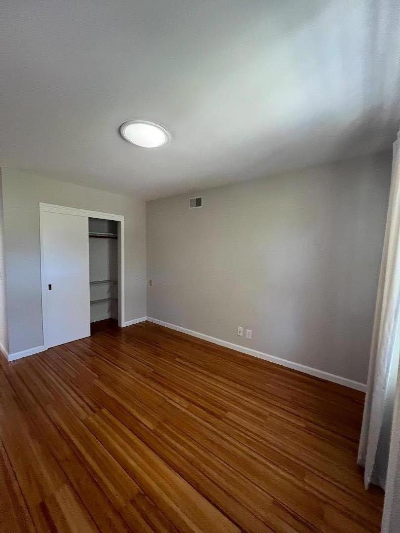 Detail Gallery Image 12 of 29 For 3833 Brookdale Blvd, Castro Valley,  CA 94546 - 4 Beds | 2/1 Baths