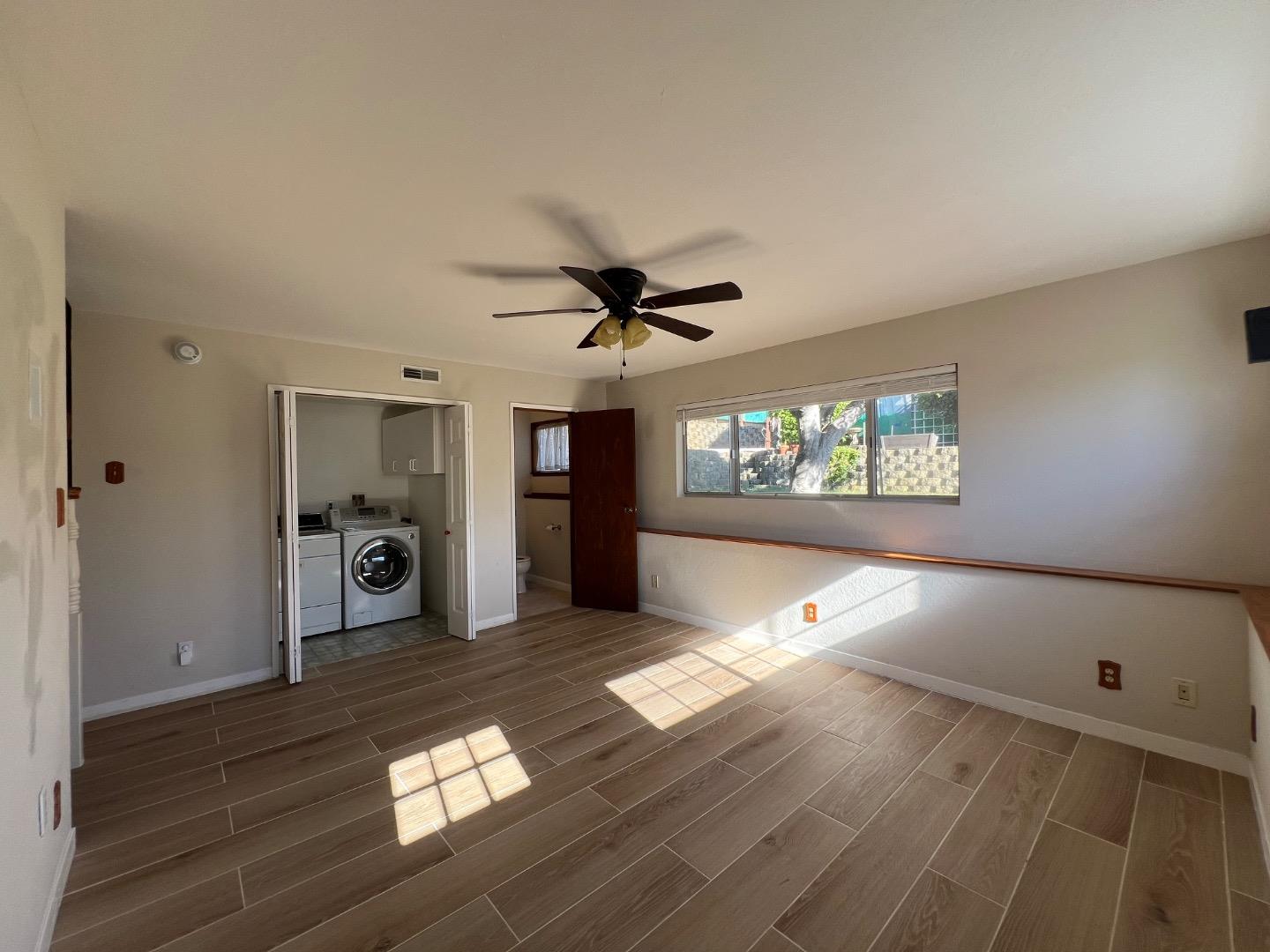 Detail Gallery Image 14 of 29 For 3833 Brookdale Blvd, Castro Valley,  CA 94546 - 4 Beds | 2/1 Baths