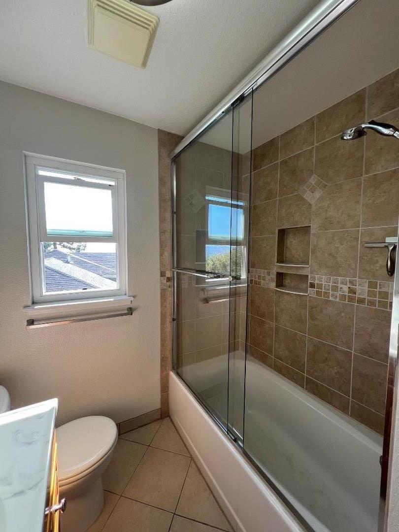 Detail Gallery Image 7 of 29 For 3833 Brookdale Blvd, Castro Valley,  CA 94546 - 4 Beds | 2/1 Baths