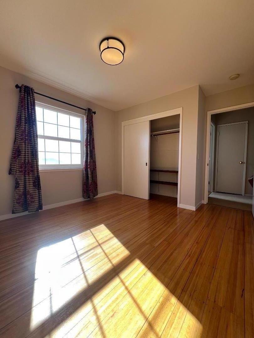 Detail Gallery Image 9 of 29 For 3833 Brookdale Blvd, Castro Valley,  CA 94546 - 4 Beds | 2/1 Baths