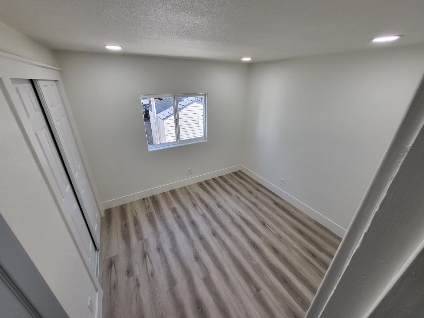 Detail Gallery Image 18 of 19 For 440 Moffett Blvd #61,  Mountain View,  CA 94043 - 2 Beds | 2 Baths