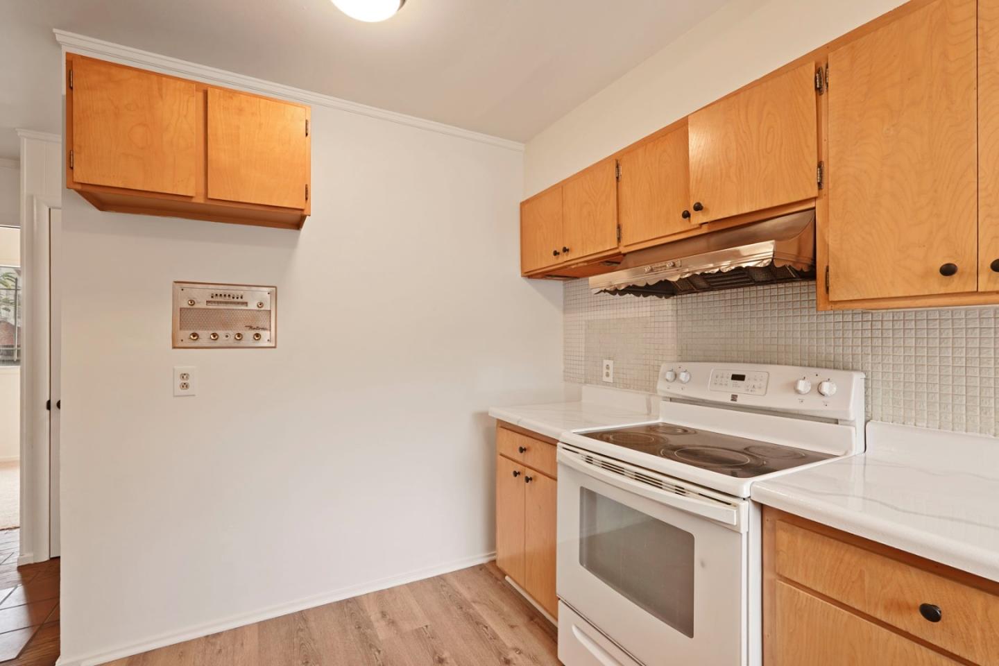 Detail Gallery Image 10 of 15 For 3315 Esmond Ave, Richmond,  CA 94805 - 3 Beds | 1 Baths