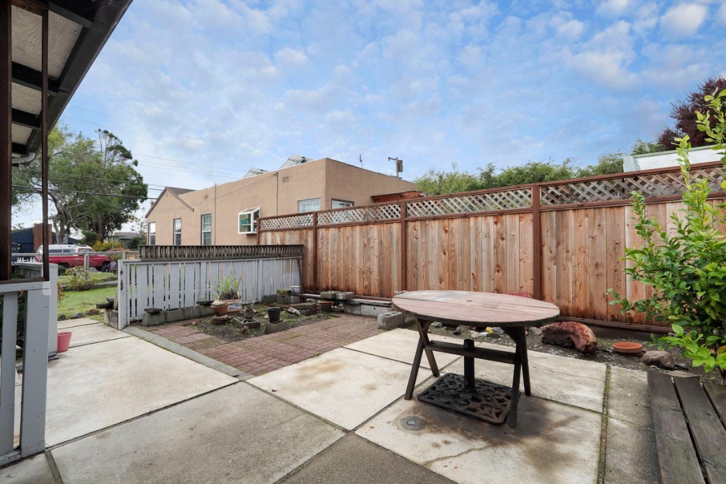 Detail Gallery Image 13 of 15 For 3315 Esmond Ave, Richmond,  CA 94805 - 3 Beds | 1 Baths
