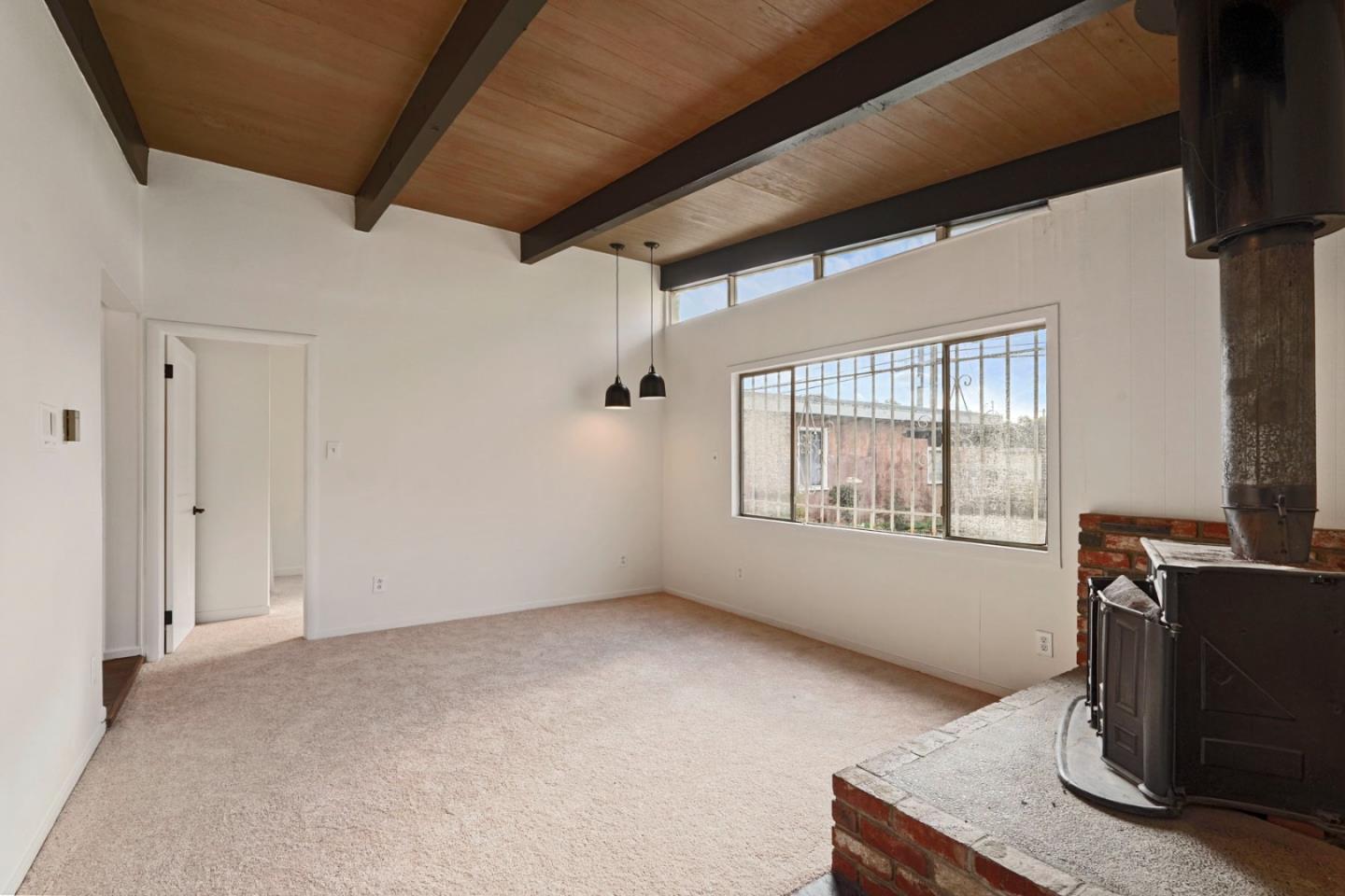 Detail Gallery Image 5 of 15 For 3315 Esmond Ave, Richmond,  CA 94805 - 3 Beds | 1 Baths