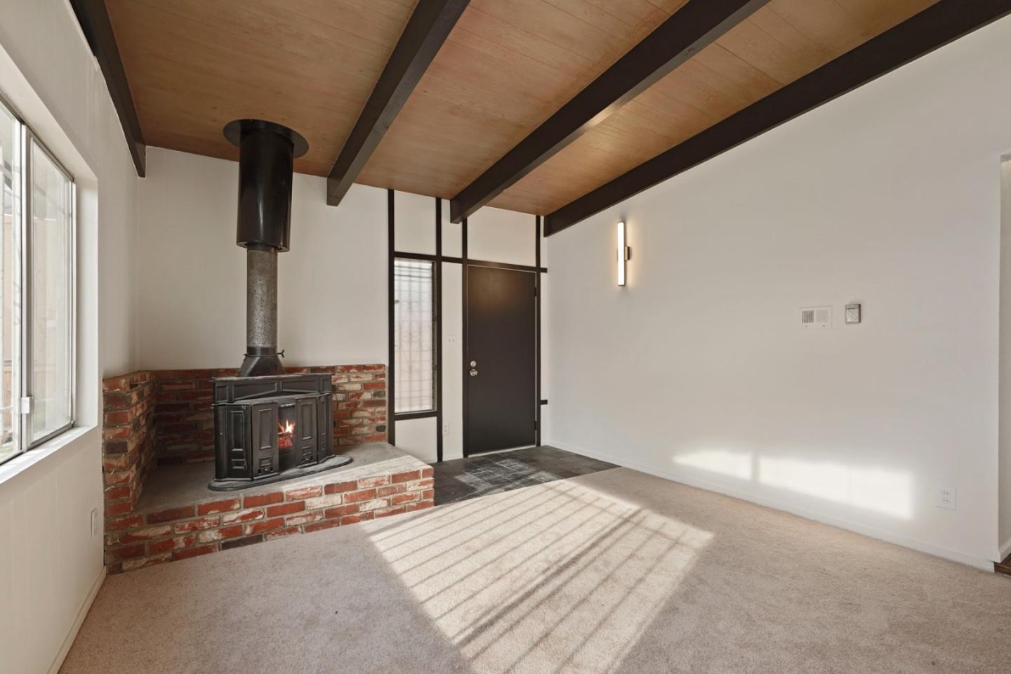 Detail Gallery Image 6 of 15 For 3315 Esmond Ave, Richmond,  CA 94805 - 3 Beds | 1 Baths