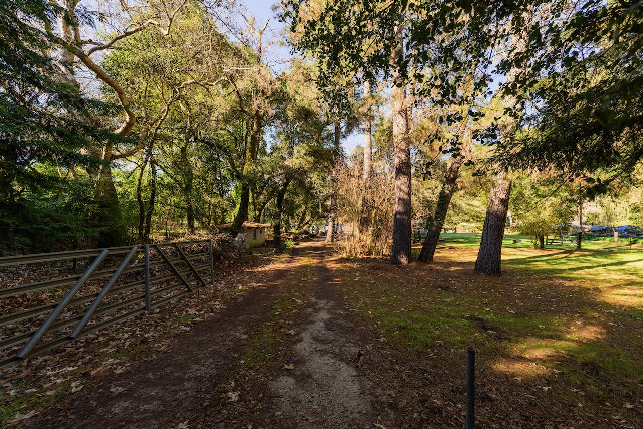 Detail Gallery Image 13 of 92 For 515 Lockhart Gulch Rd, Scotts Valley,  CA 95066 - 2 Beds | 1 Baths