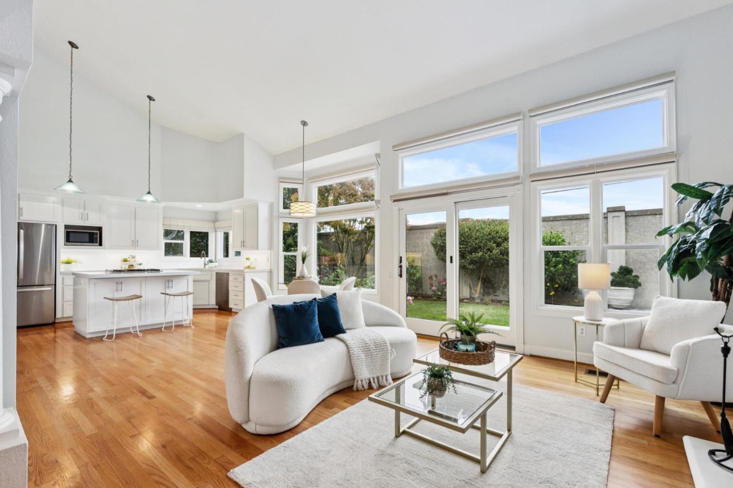 Detail Gallery Image 24 of 66 For 321 Eagle Trace Dr, Half Moon Bay,  CA 94019 - 3 Beds | 2/1 Baths