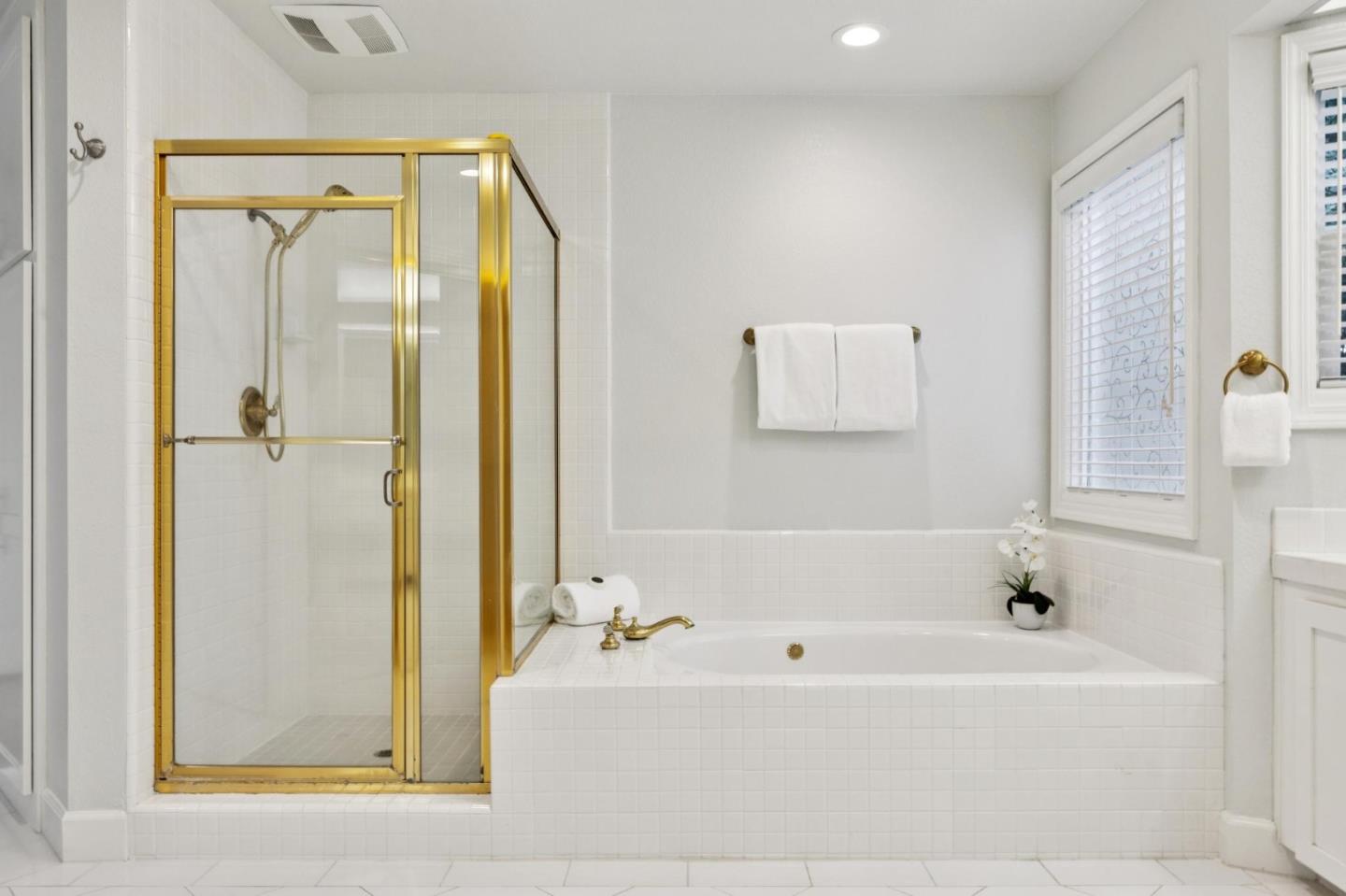 Detail Gallery Image 31 of 66 For 321 Eagle Trace Dr, Half Moon Bay,  CA 94019 - 3 Beds | 2/1 Baths