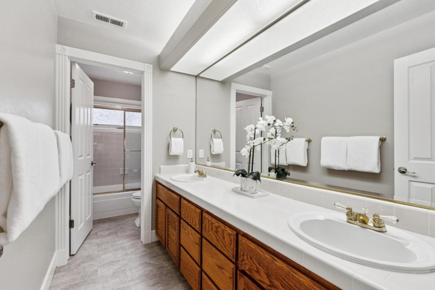 Detail Gallery Image 42 of 66 For 321 Eagle Trace Dr, Half Moon Bay,  CA 94019 - 3 Beds | 2/1 Baths