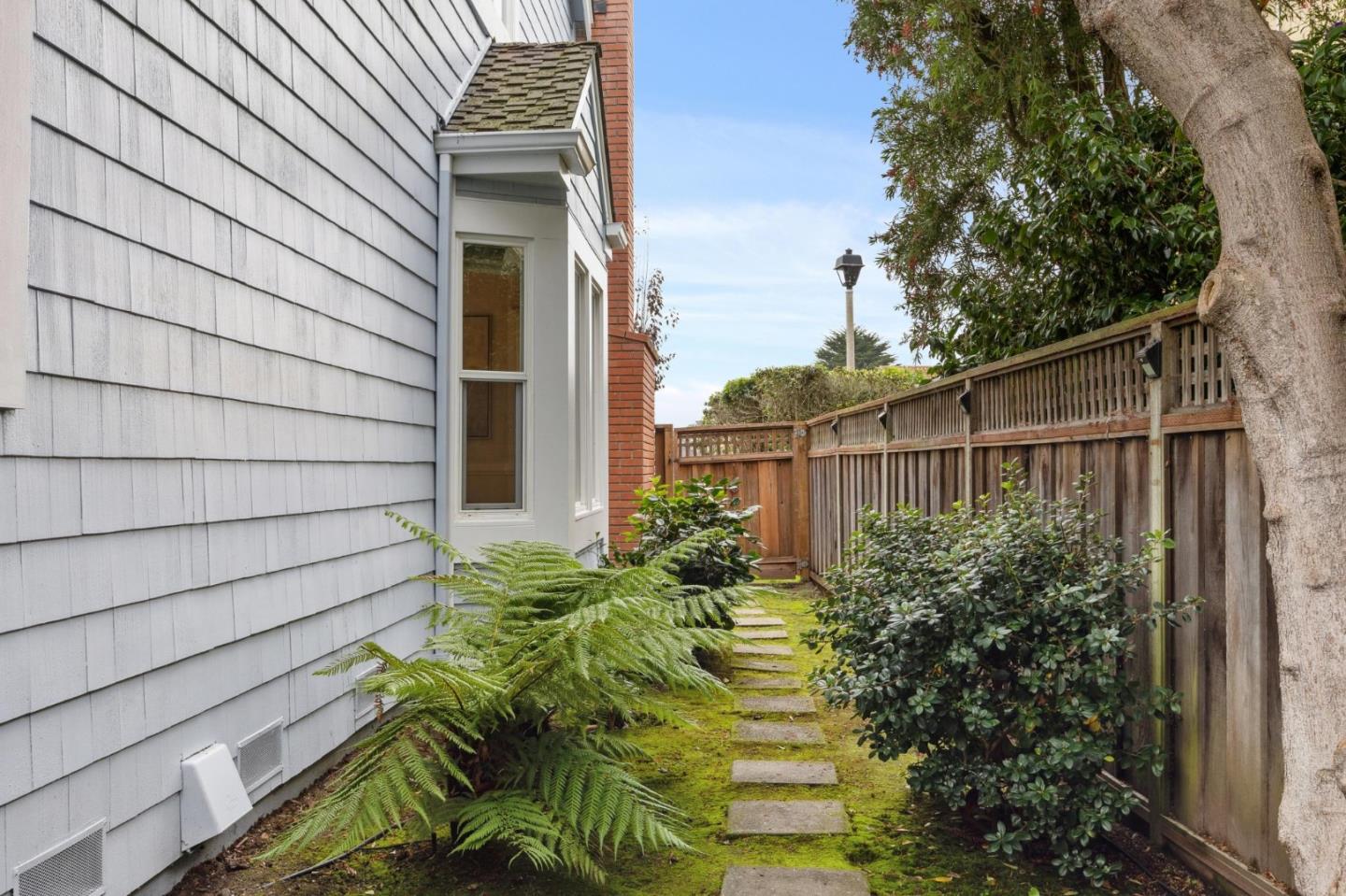 Detail Gallery Image 58 of 66 For 321 Eagle Trace Dr, Half Moon Bay,  CA 94019 - 3 Beds | 2/1 Baths