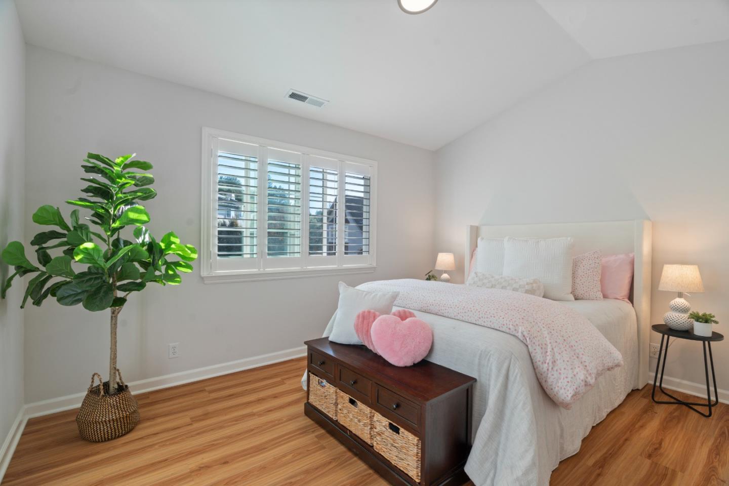 Detail Gallery Image 19 of 49 For 18 Sherman Ct, Scotts Valley,  CA 95066 - 4 Beds | 2/1 Baths