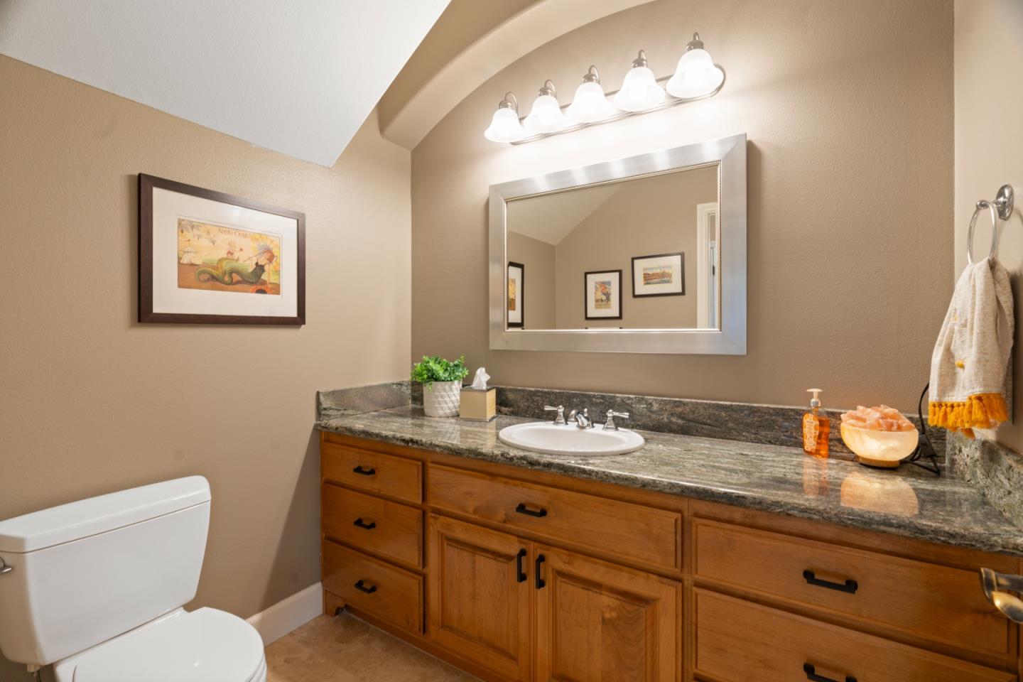 Detail Gallery Image 21 of 49 For 18 Sherman Ct, Scotts Valley,  CA 95066 - 4 Beds | 2/1 Baths