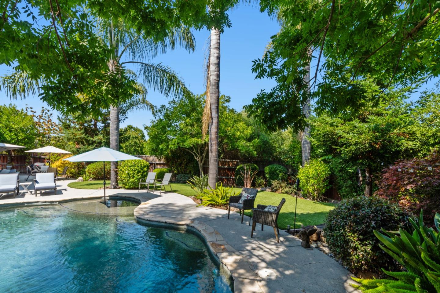 Detail Gallery Image 31 of 49 For 18 Sherman Ct, Scotts Valley,  CA 95066 - 4 Beds | 2/1 Baths