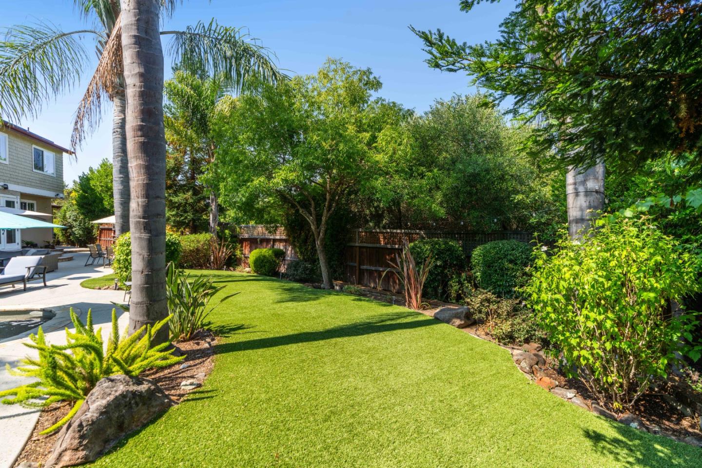 Detail Gallery Image 33 of 49 For 18 Sherman Ct, Scotts Valley,  CA 95066 - 4 Beds | 2/1 Baths