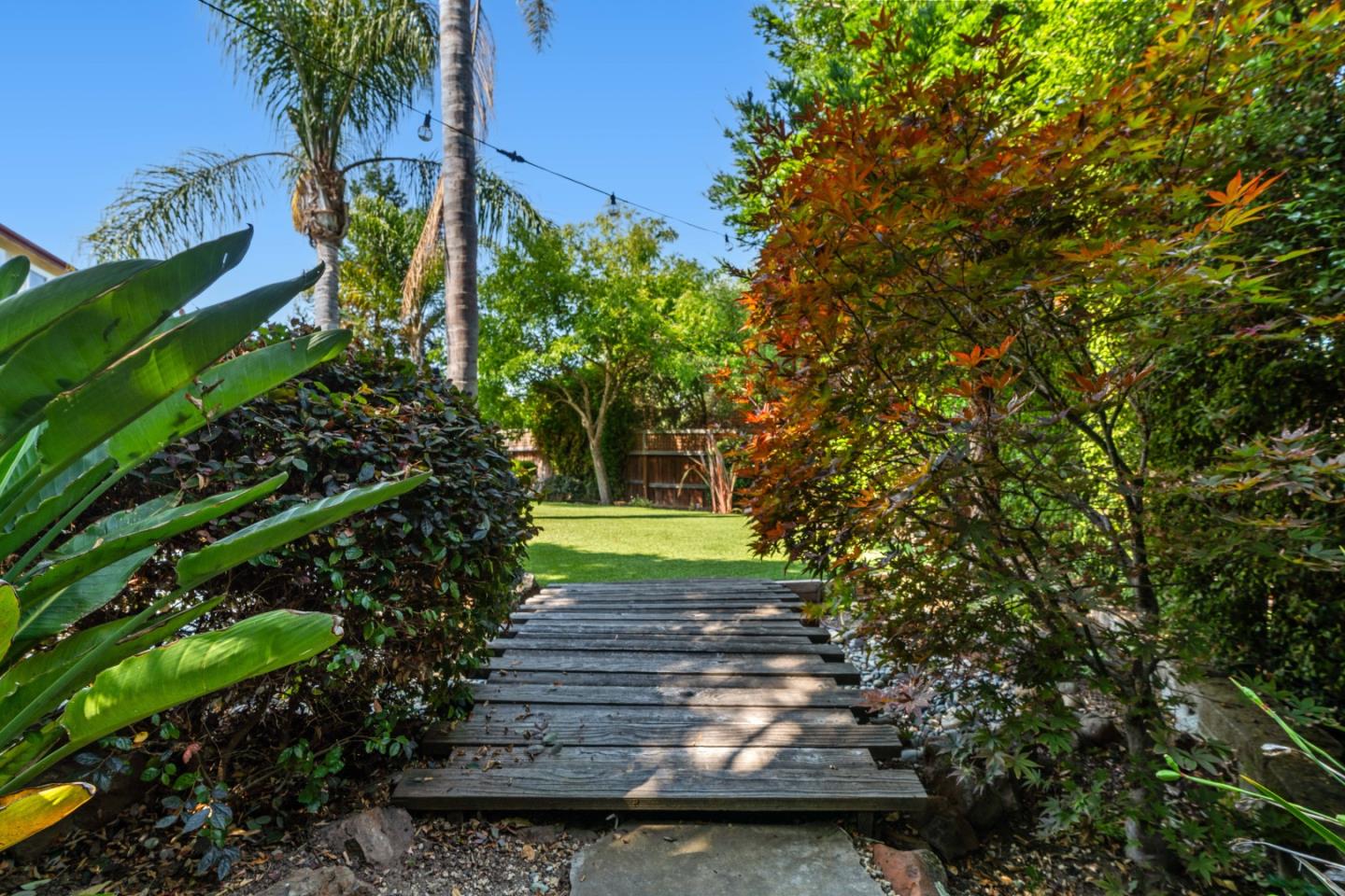 Detail Gallery Image 36 of 49 For 18 Sherman Ct, Scotts Valley,  CA 95066 - 4 Beds | 2/1 Baths